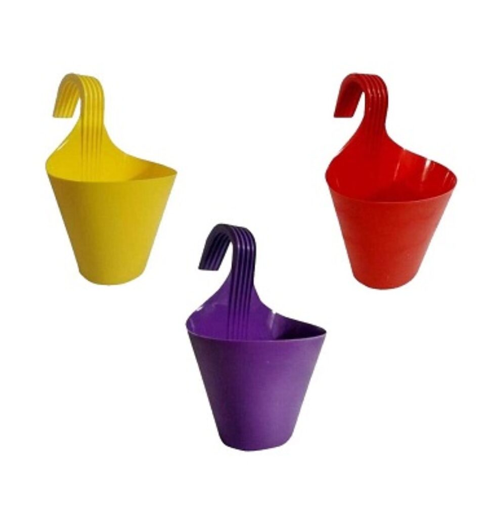 Go Hooked Plastic Hanging Planter