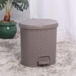 Cello Classic Plastic Pedal Dustbin