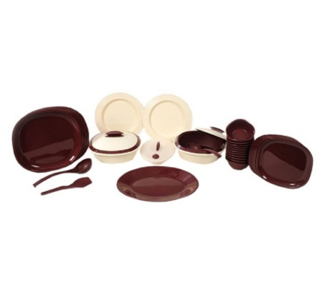 Signoraware Square Plastic Dinner Set, 36-Pieces, Maroon