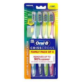 Oral B Criss Cross - Family pack of 4 toothbrushes – Medium