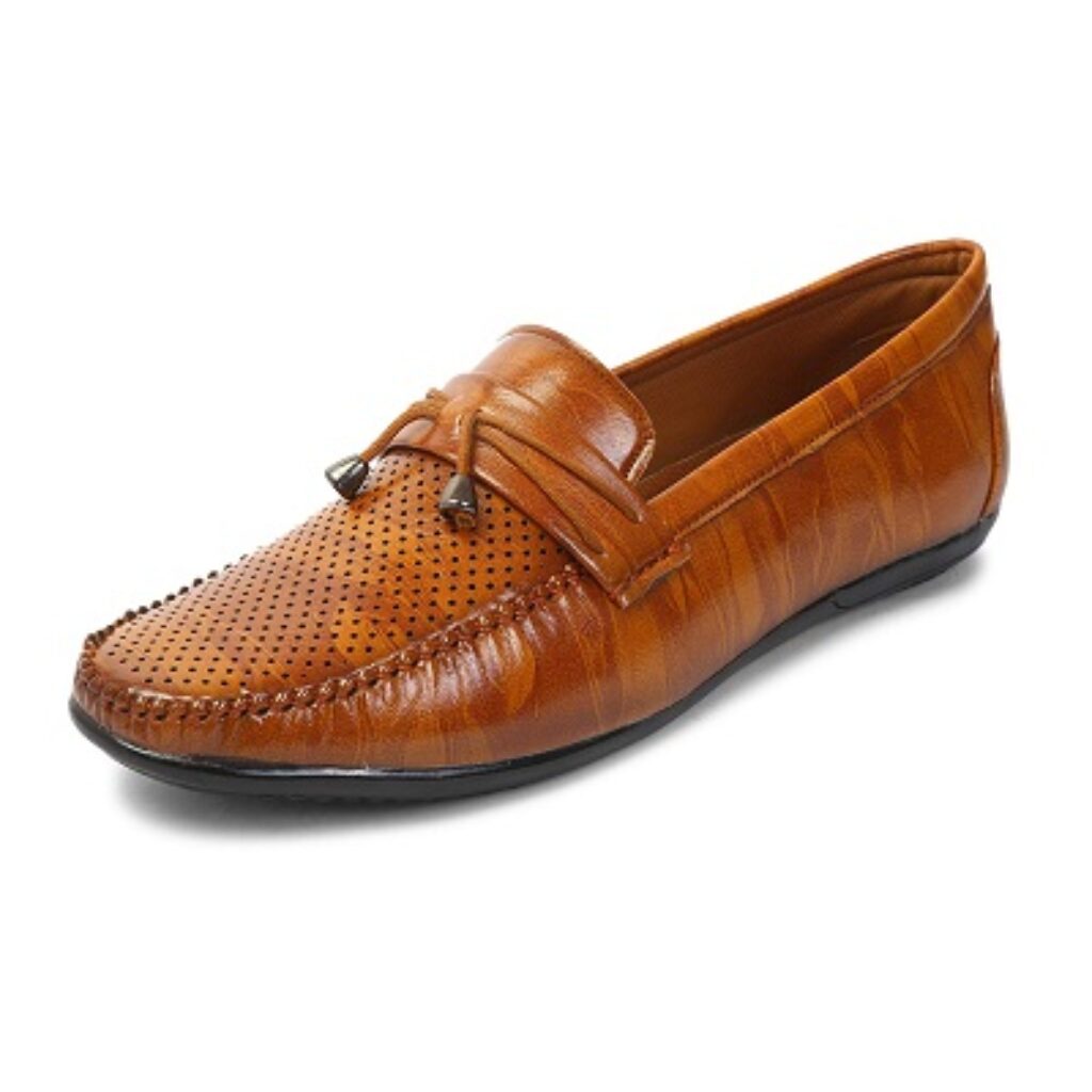 MUTAQINOTI Men's Loafers upto 83% off starting From Rs.499