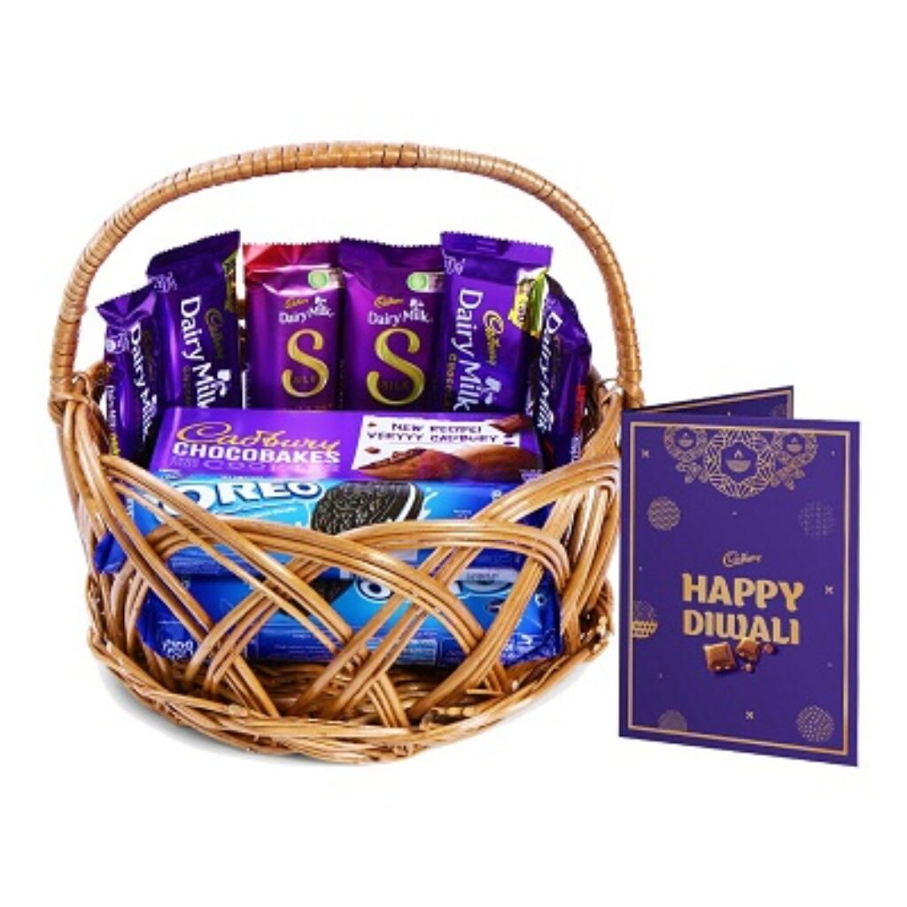 Cadbury Diwali Treats Basket Chocolates and Biscuits Gift Pack, 660 g