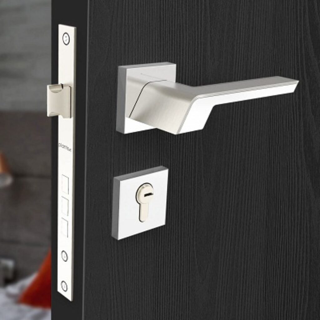 Plantex Door Lock Setupto 74% off starting From Rs.1994