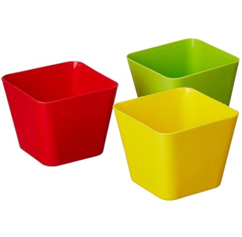 Gardens Need 100% Virgin Plastic Four Square Pot-03