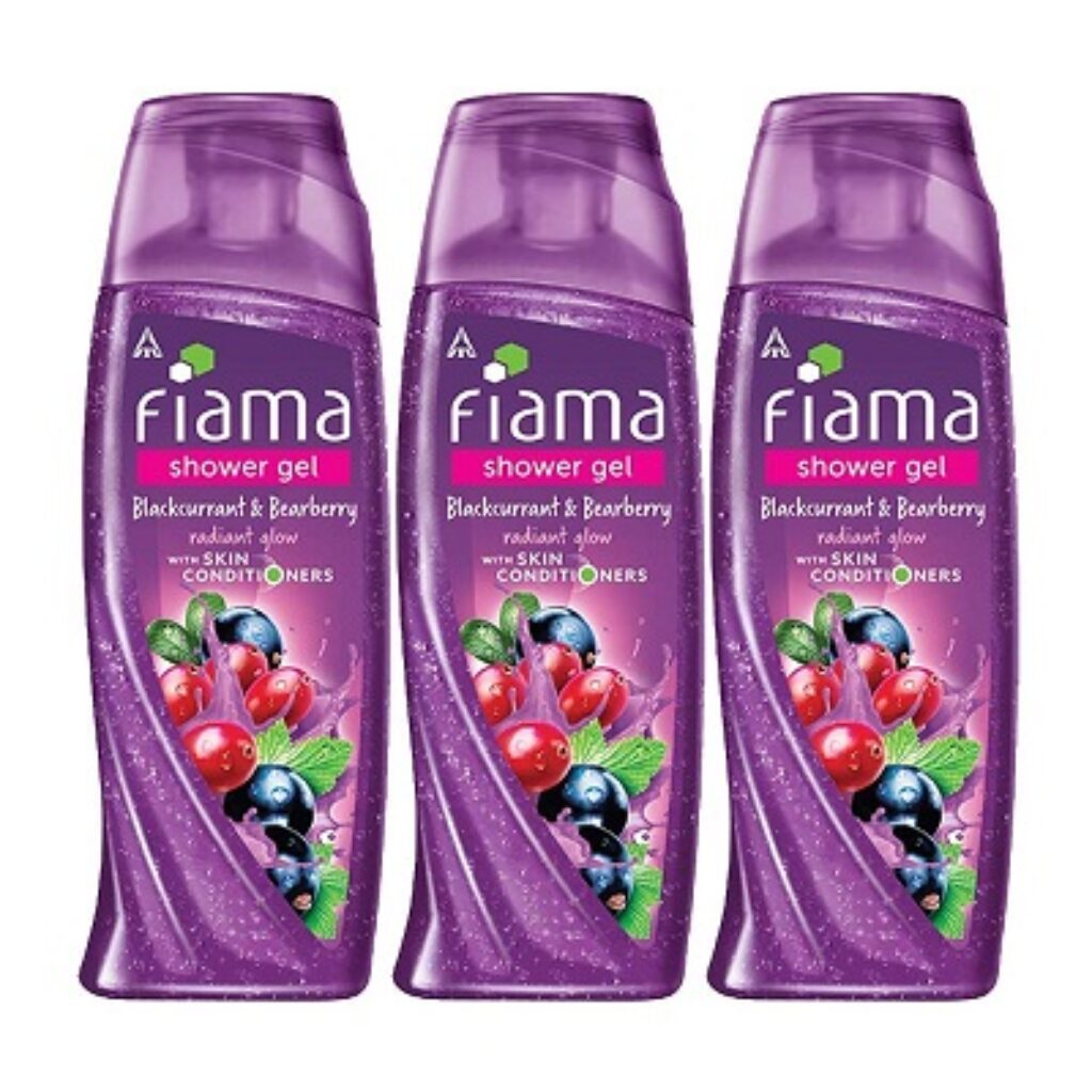 Fiama Shower Gel Blackcurrant & Bearberry for Radiant Glow