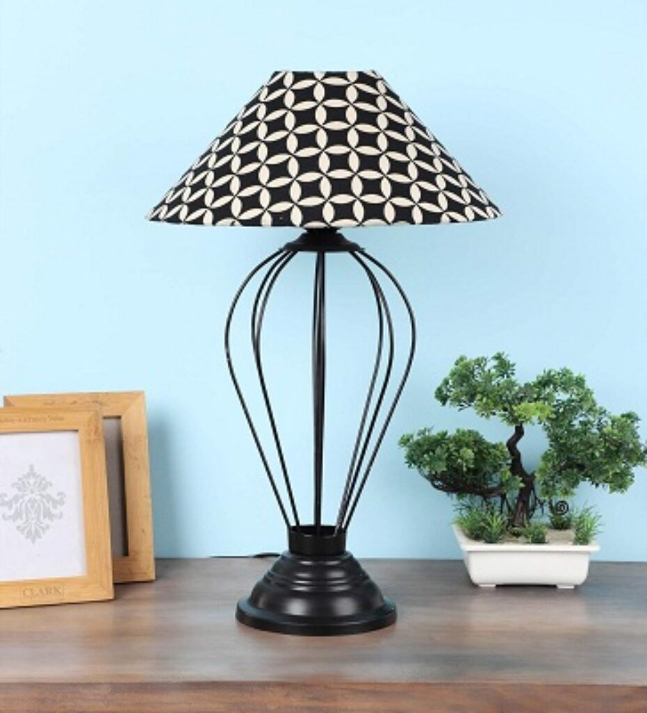 Tu Casa TC-65 Height-20 Geometric Black & White printShade with Metal Base Table Lamp